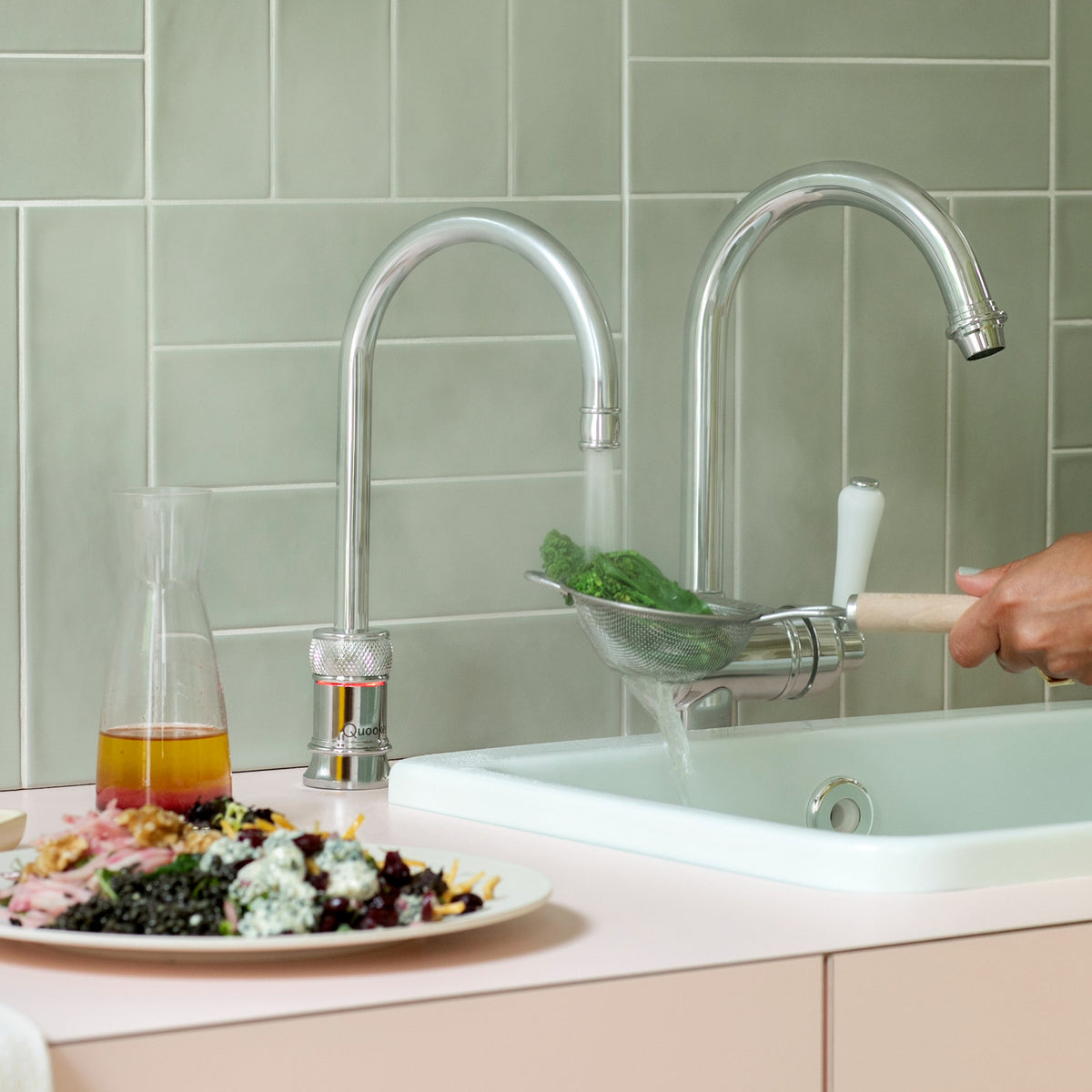 Robinet Quooker Classic Nordic Round Chrome en situation dans une cuisine