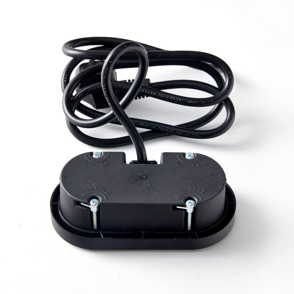 Bloc 2 prises EIGHT IP44 affleurant à encastrer dans un plan de travail de 5 à 40mm - finition inox brossé - 16A - 230V - 2P+T