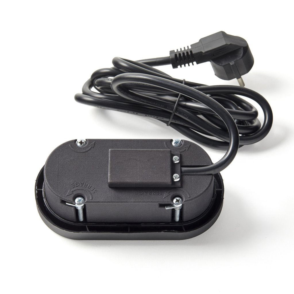 Bloc prises INFINI sans clapet - Finition Noir - 1 prise 16A-230V-3680W maxi + USB-A + USB-C