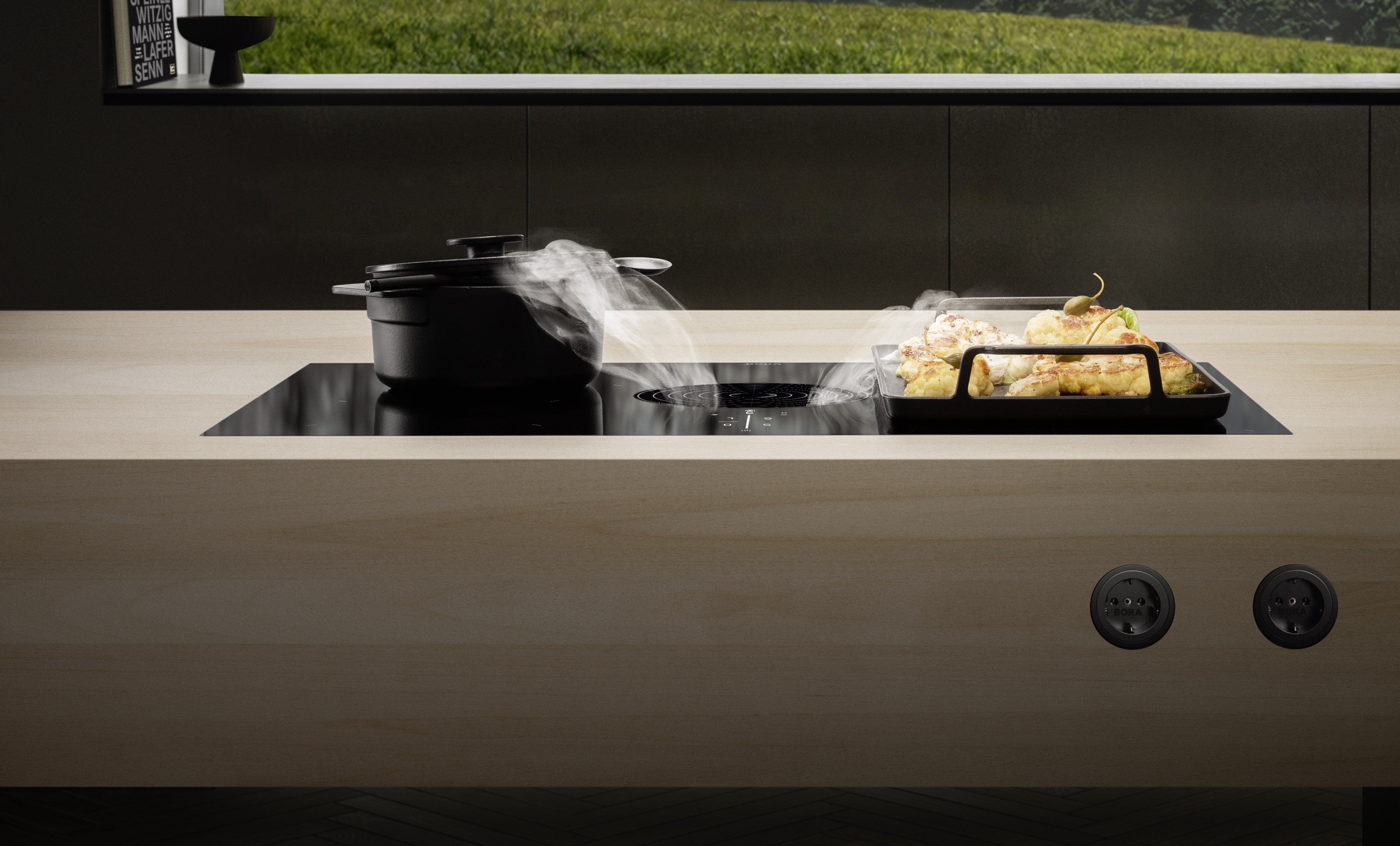 M PURE - Table de cuisson induction avec dispositif aspirant (version recyclage)