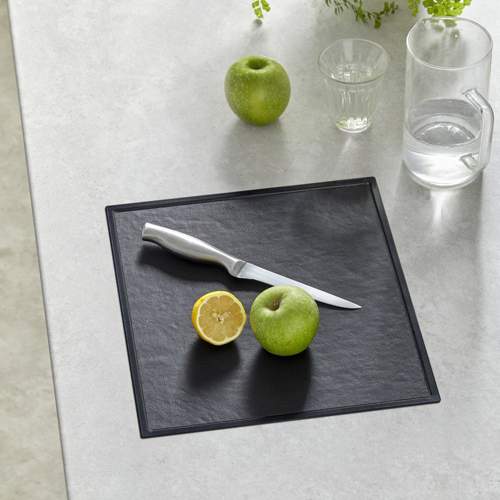 Planche à découper-Cadre noir ép.0.8mm-Plaque de DEKTON Noir 372x322mm-A encastrer