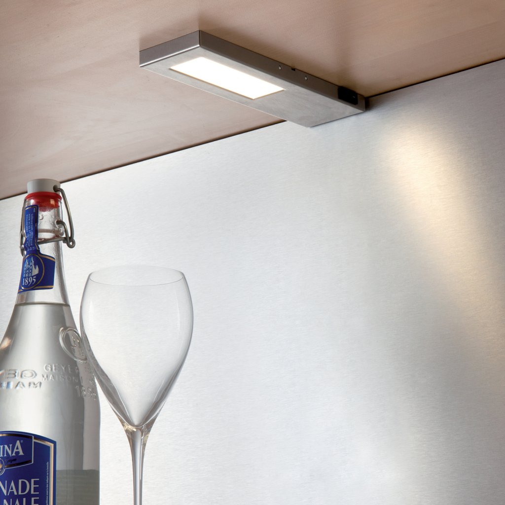 Kit de 2 profils LED (200 x 60 x 13) dont 1 avec interrupteur à bouton poussoir et 1 convertisseur - finition inox brossé - puissance 5,2W / 400lm - 12VDC - 3000K