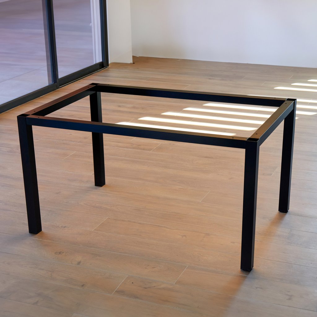 Kit pour structure de table- Composé de 4 pieds, 2 traverses, 2 longerons- Longueur 1400mm- Finition noir mat