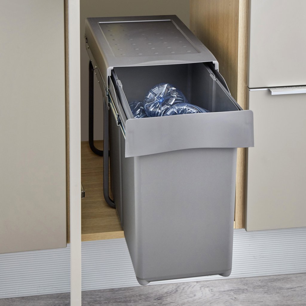 Poubelle MSA 224GO installée meuble 300 mm
