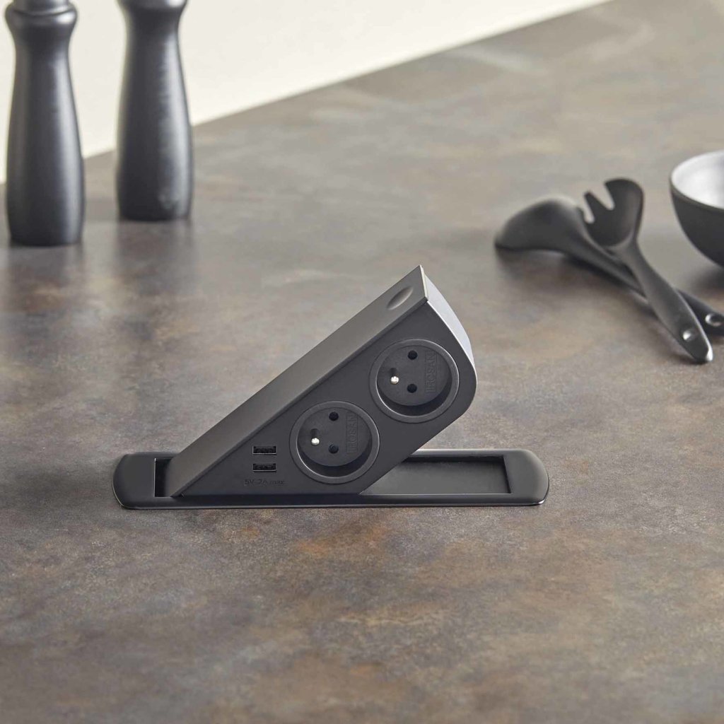 Bloc 2 prises + 2 USB (2A - 5V) CIZO affleurant à encastrer dans le plan de travail de 5 à 40mm (avec une réhausse incluse) - finition noir mat (RAL 9005) - 16 A - 230V - 2P+T