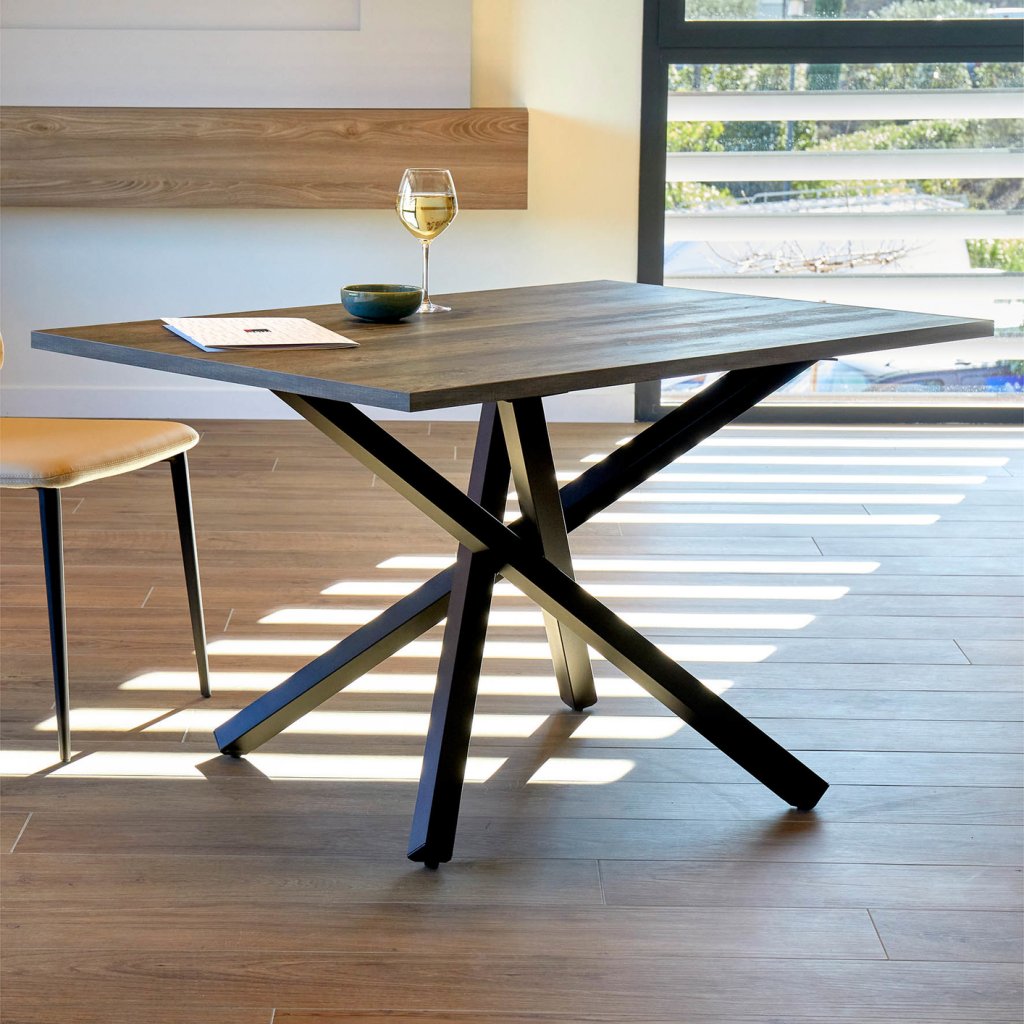 Pied central STAR- H.736mm- Pour plateau rond de diamètre 1000mm ou rectangulaire de 1400x800mm- Finition noir mat