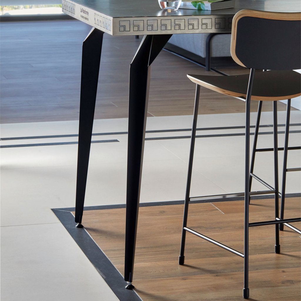 Pied ORIGAMI- Finition Noir mat- H.870mm- Vendu par 2