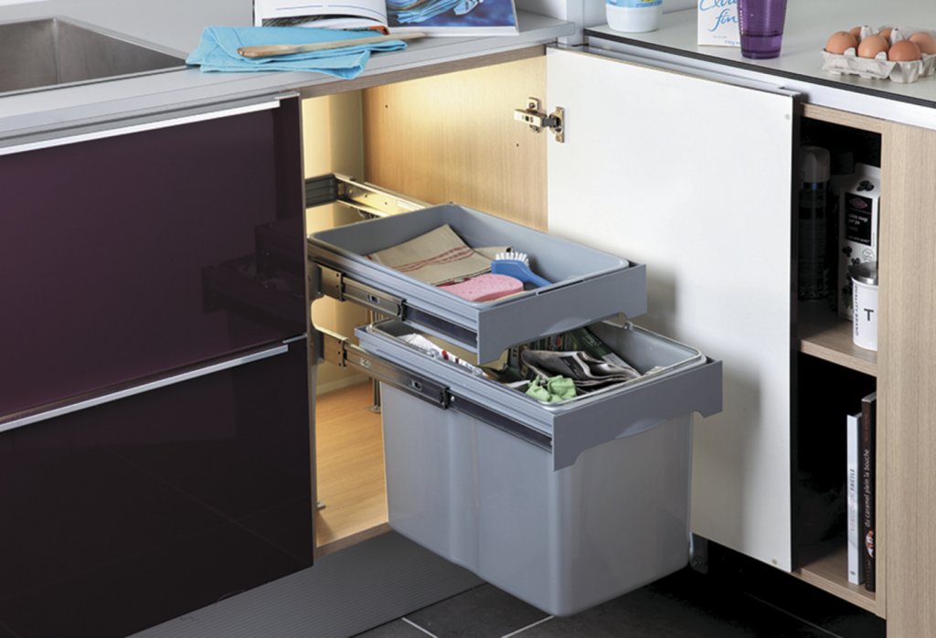 Poubelle avec un panier de rangement pour meuble de 400mm composée d'1 seau : 1 x 34L - l.340 x P. 485 x H. 426mm - ouverture manuelle-Gris