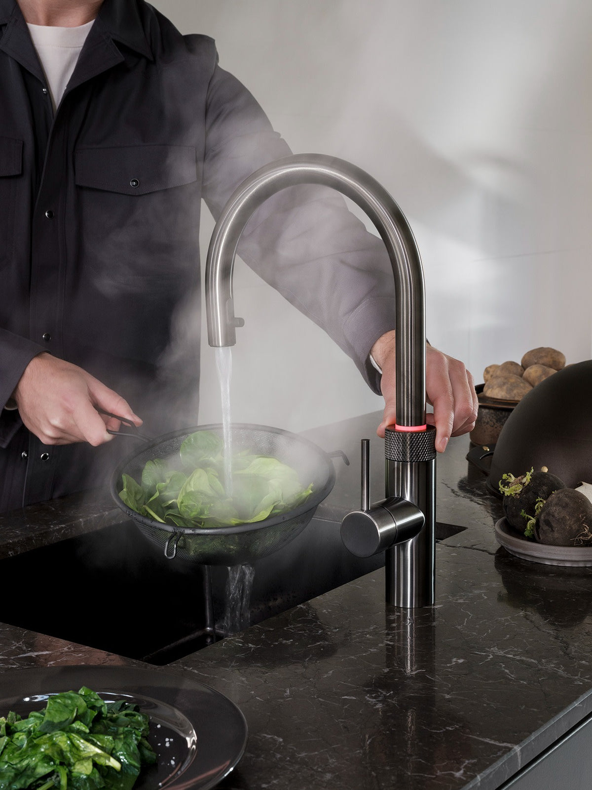Mitigeur Quooker Flex Round Gunmetal – eau bouillante à 100 °C au robinet
