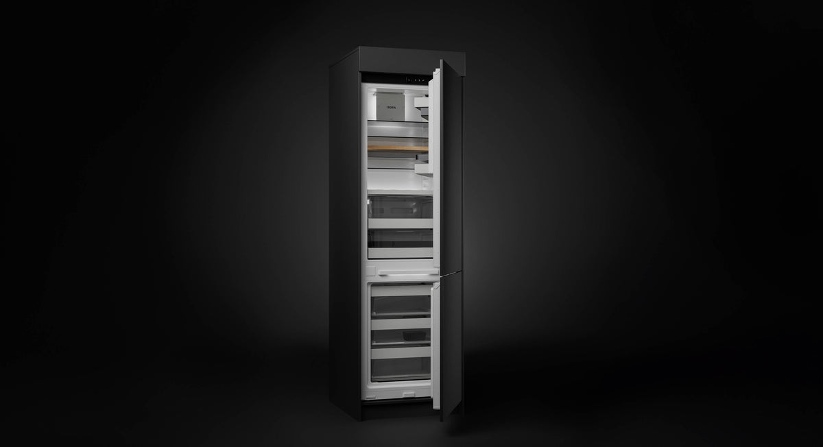 Réfrigérateur-congélateur encastrable BORA Cool Combi C178KG, portes entrouvertes
