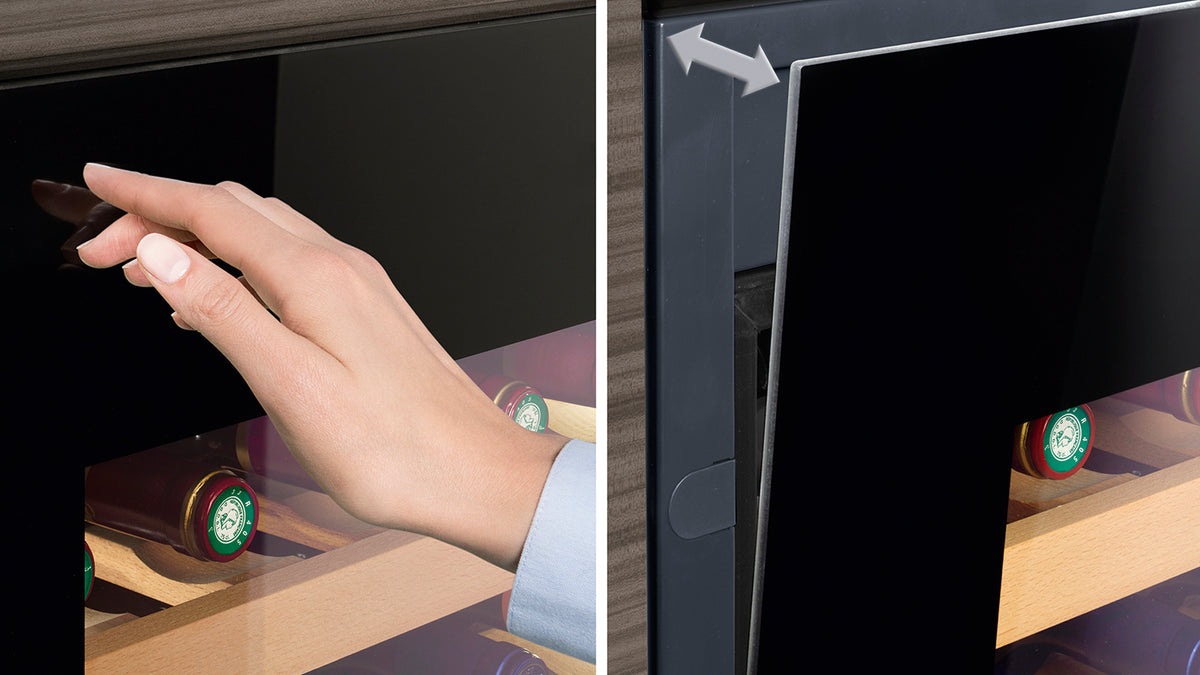 Une pression, la porte s’entrouvre.