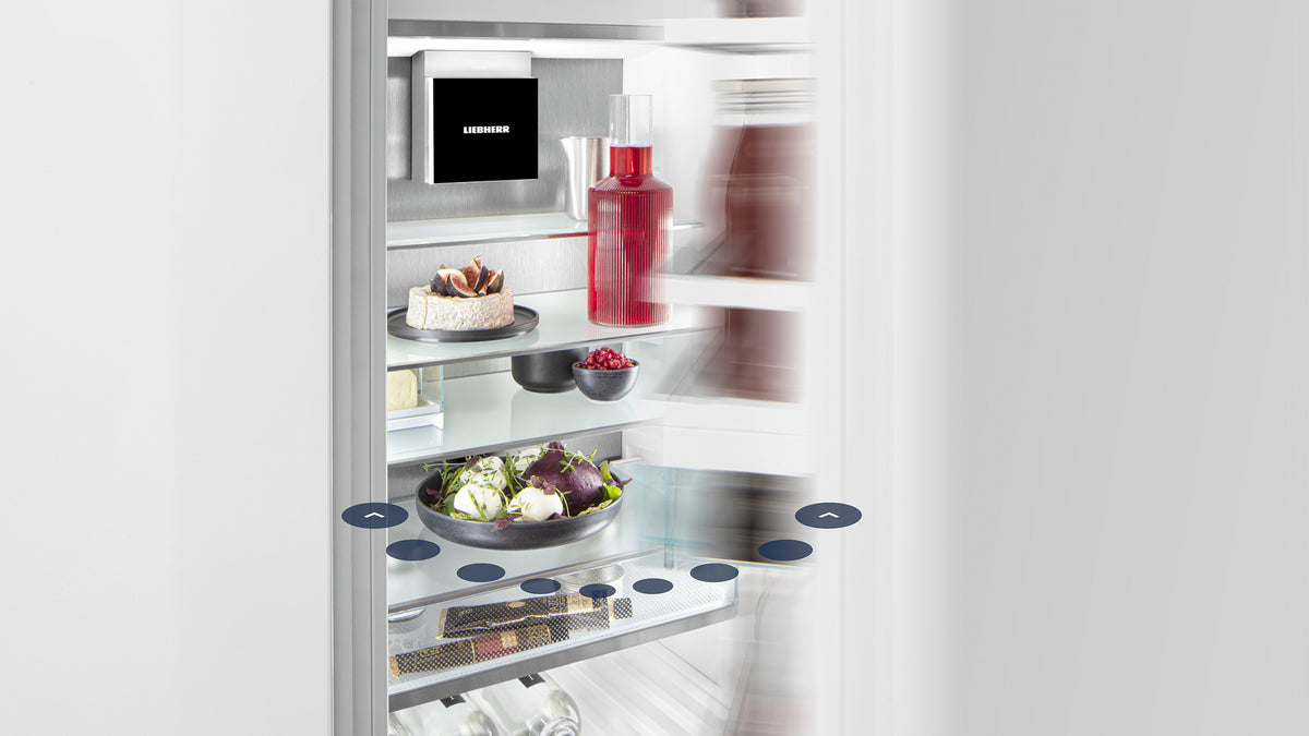 Porte de réfrigérateur Liebherr s’ouvrant automatiquement avec AutoDoor