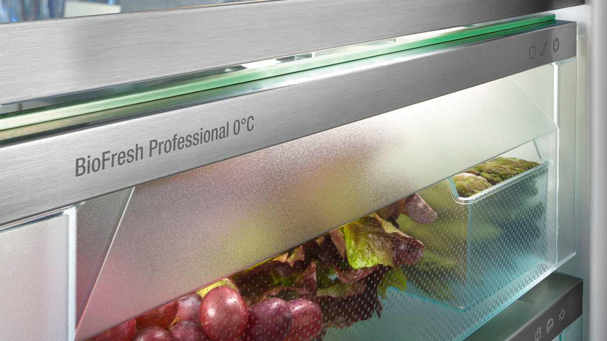 Tiroir BioFresh Professional garni dans un réfrigérateur Liebherr