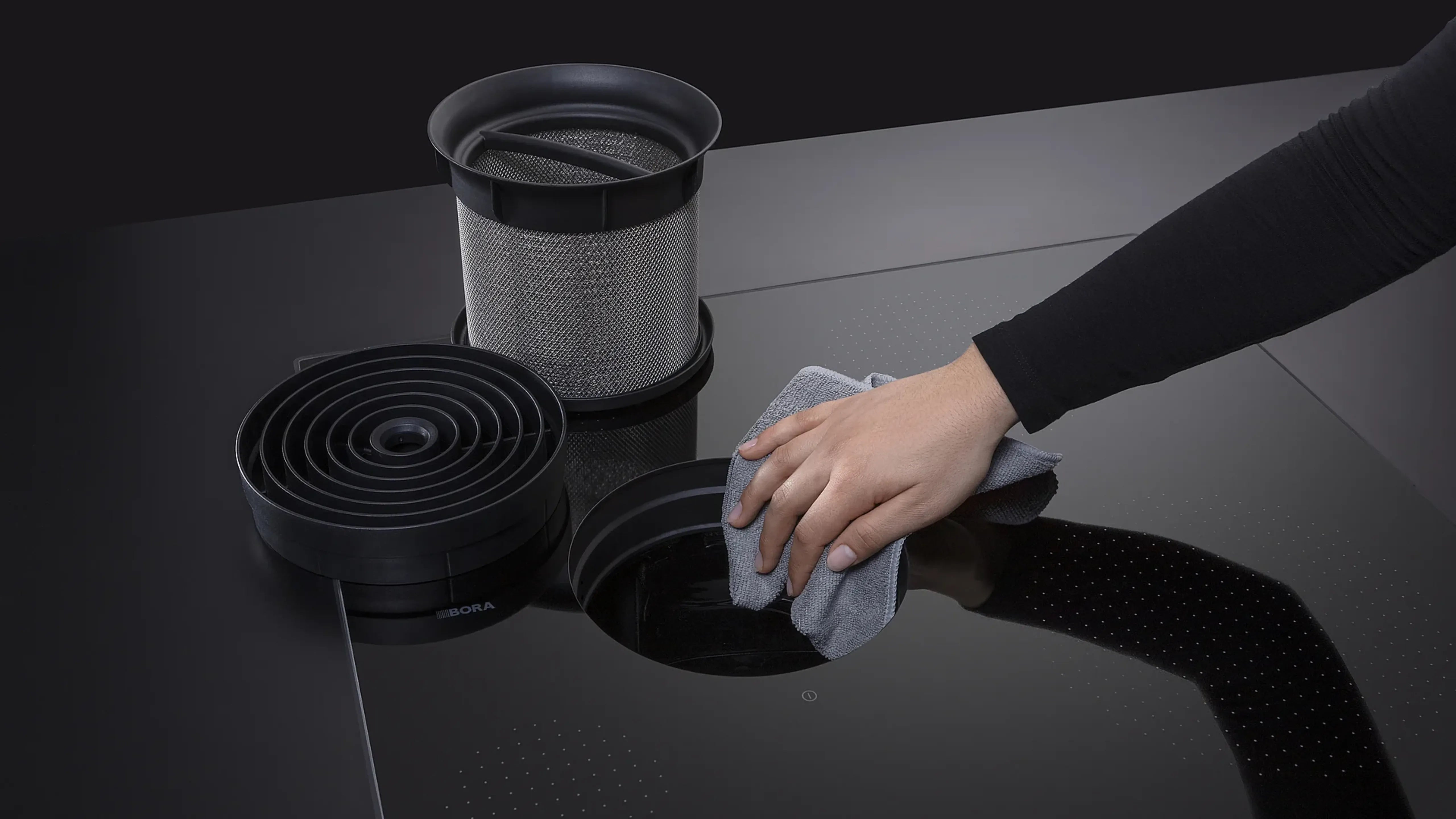 S PURE - Table de cuisson induction avec dispositif aspirant et Bora Assist (version recyclage)