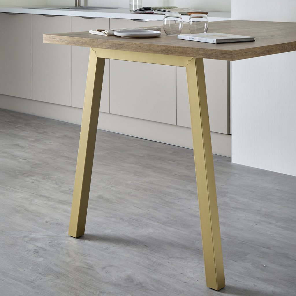 Pied MONTANA - largeur haute :550mm - largeur basse : 795mm - hauteur 870mm - finition or mat