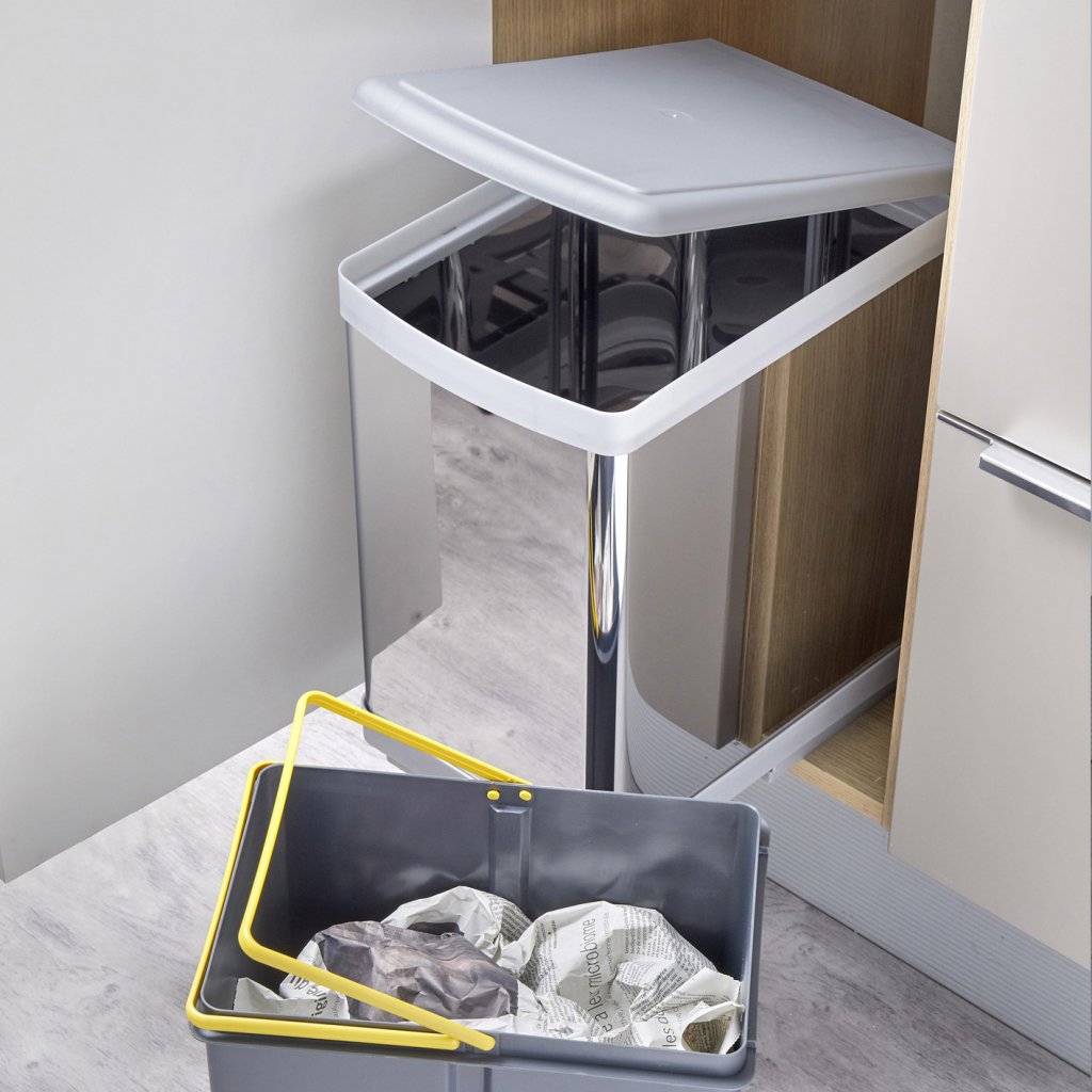 Poubelle MSA 204-I installée dans un meuble de 300 mm