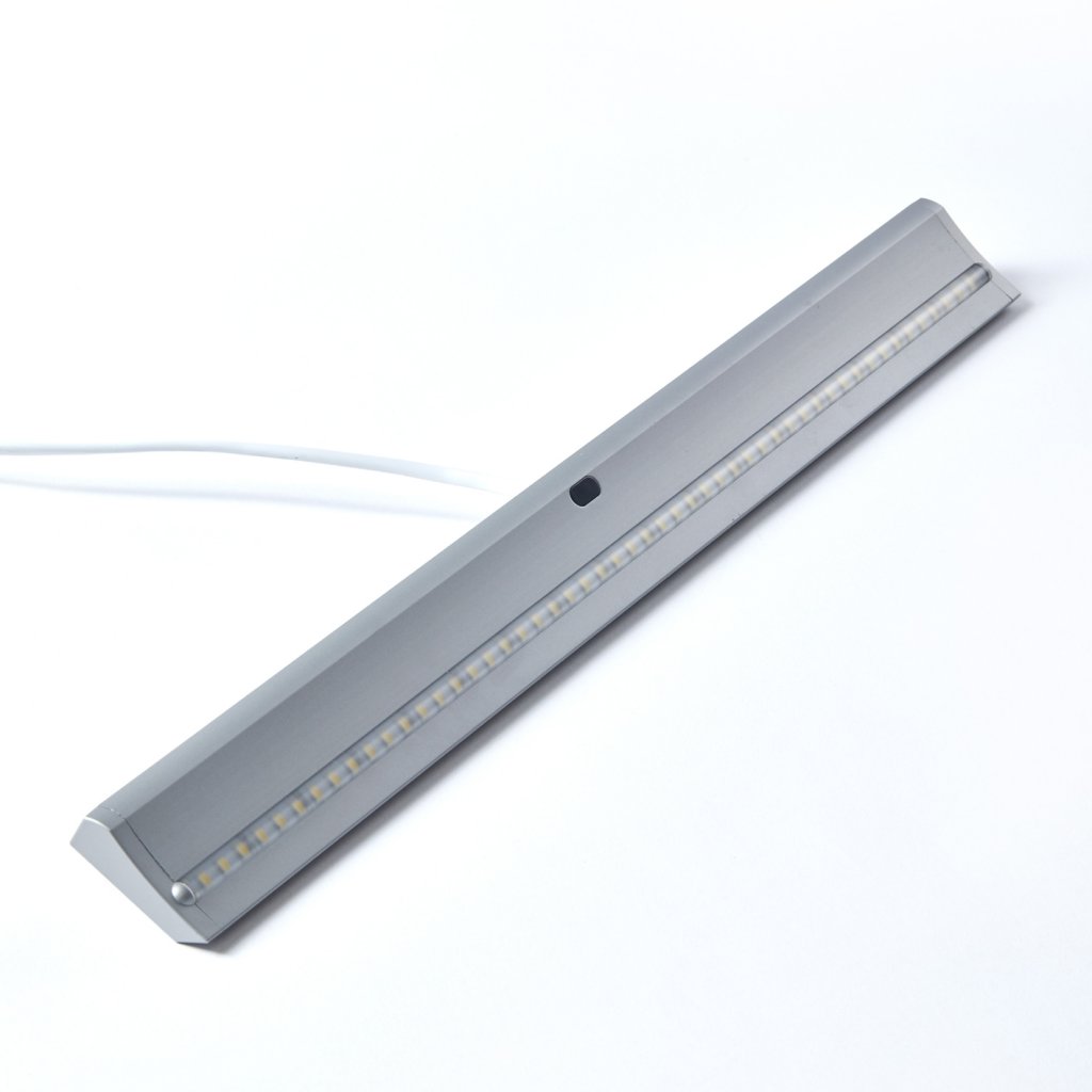 Réglette LED WAVE (500 x 50,7 x 16,5) avec interrupteur infra-rouge et convertisseur intégré - finition aluminium anodisé - puissance 5W / 373lm - 230VAC - 4000K