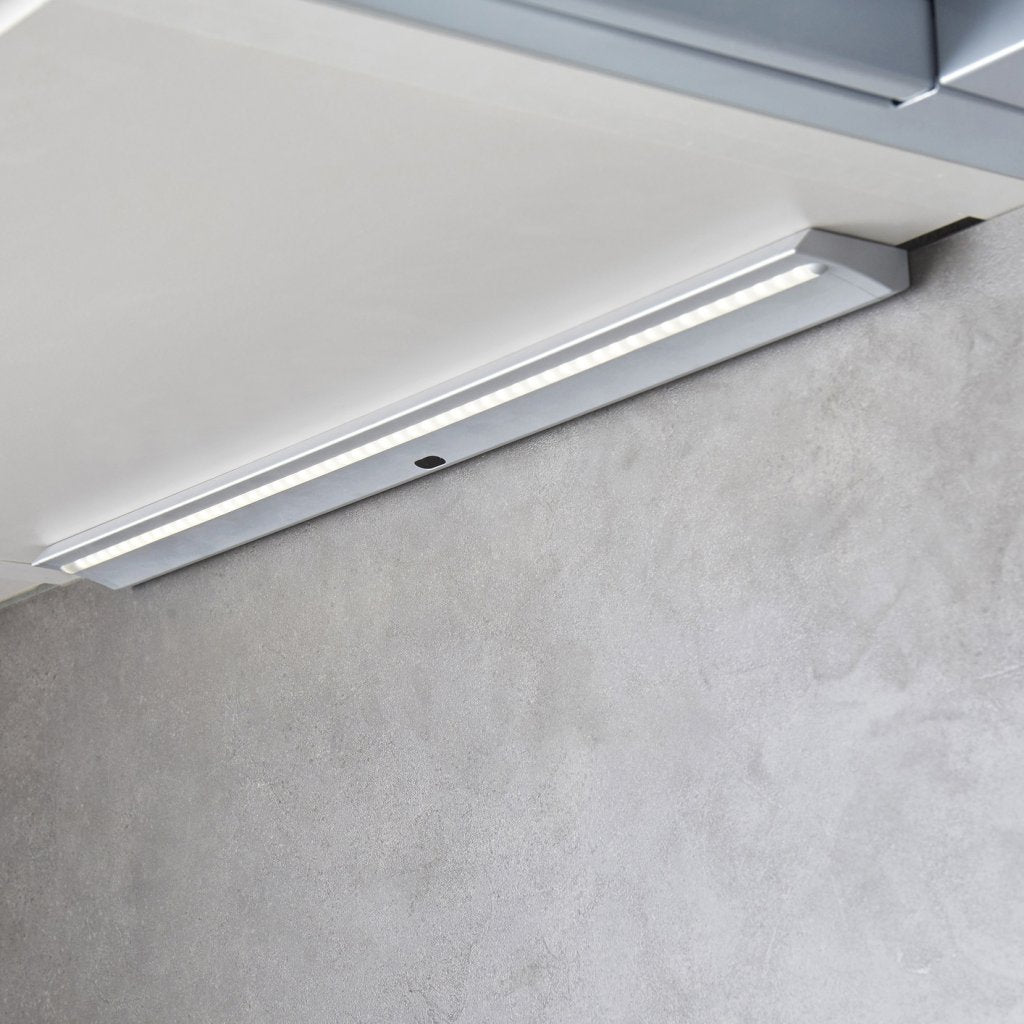Réglette LED WAVE (500 x 50,7 x 16,5) avec interrupteur infra-rouge et convertisseur intégré - finition aluminium anodisé - puissance 5W / 373lm - 230VAC - 4000K